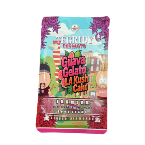 Tegridy Extracts 4g dual chamber disposable vape with Guava Gelato and LA Kush Cake flavours, sleek device with button preheat and inhale activation, featuring two separate 2g chambers for flavour switching.